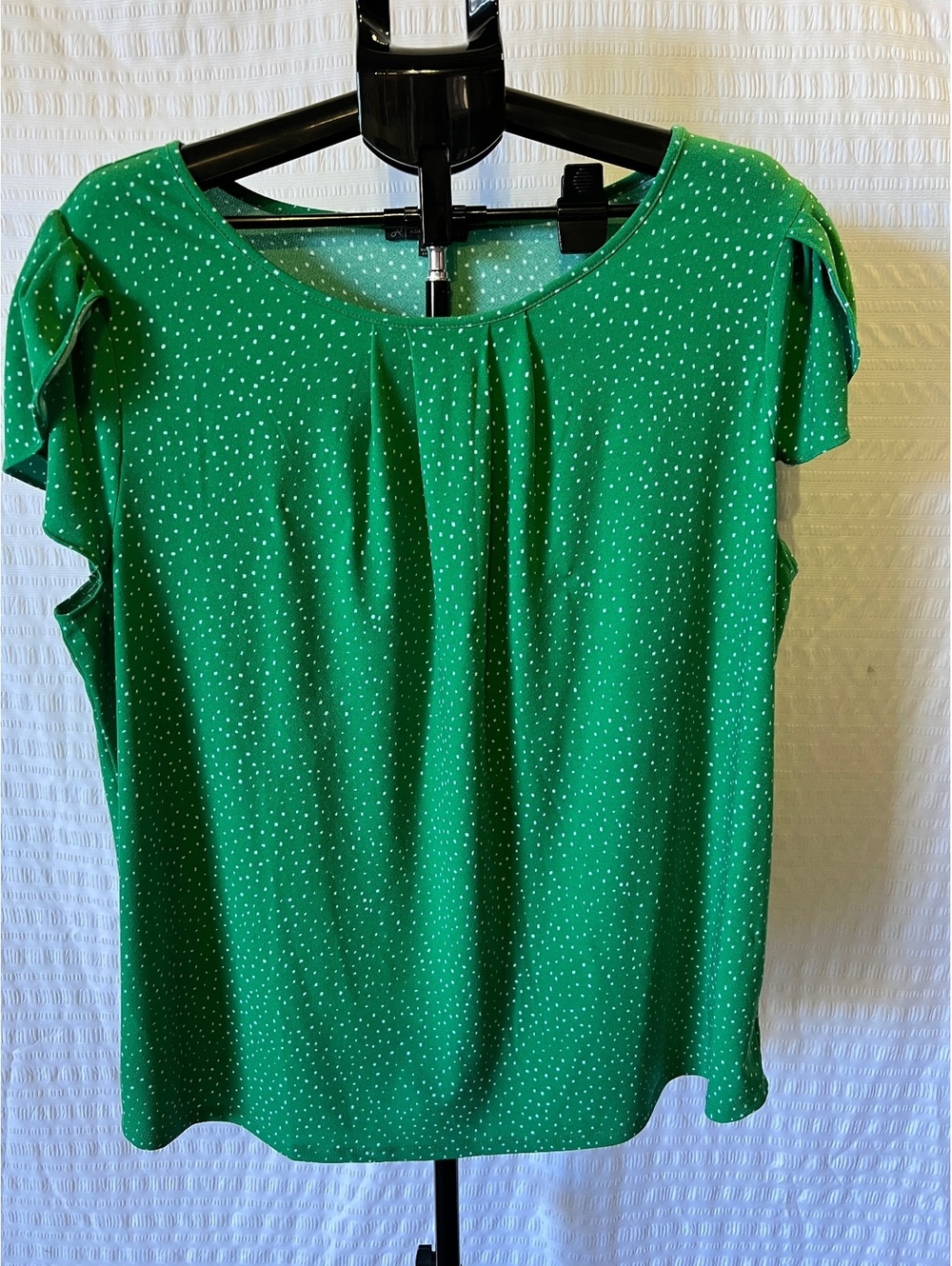 Adrianna Papell 1X Green & White Micro Polka Dot Flutter Sleeve Blouse Top